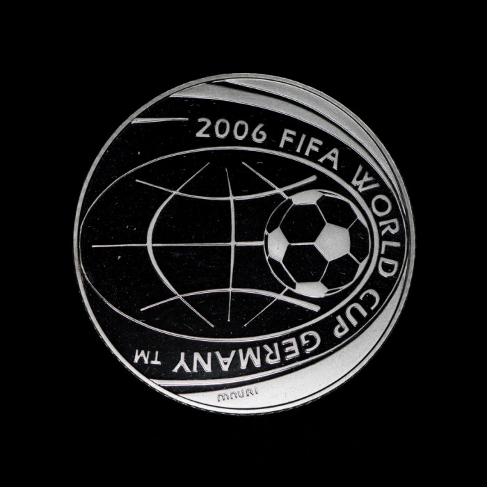 Italia 5 Euro 2006 KM282 Mundial Fifa Alemania Ag Proof UNC